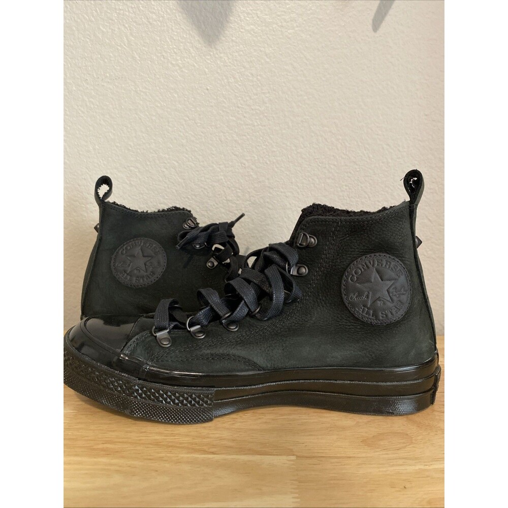 Converse Chuck Taylor All Star Unisex Winter Gore-Tex Sneakers Women 7.5 Men 5.5
